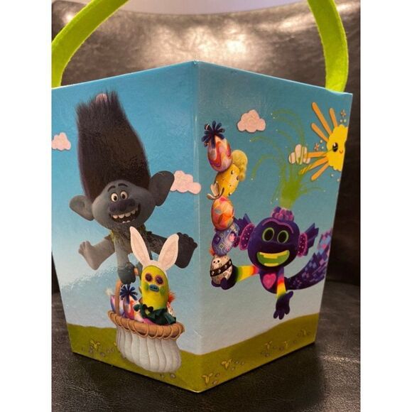 TROLLS WORLD TOUR EASTER EGG CANDY BASKET - BRAND NEW- NEVER USED. - Picture 3 of 11